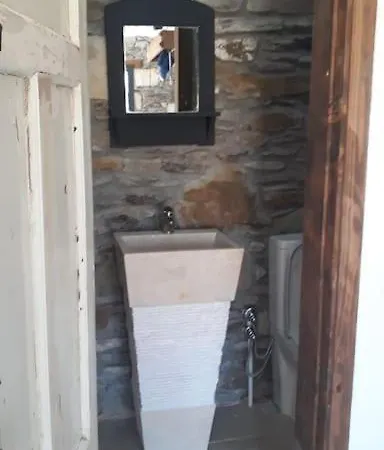 Tarihi Koeyde Tas Ev * Karaburun (Izmir)