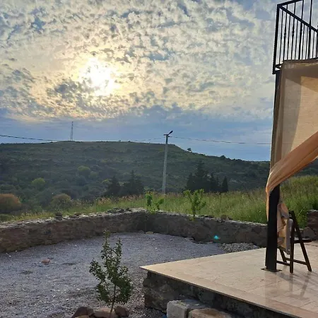 Tarihi Koeyde Tas Ev * Karaburun (Izmir)