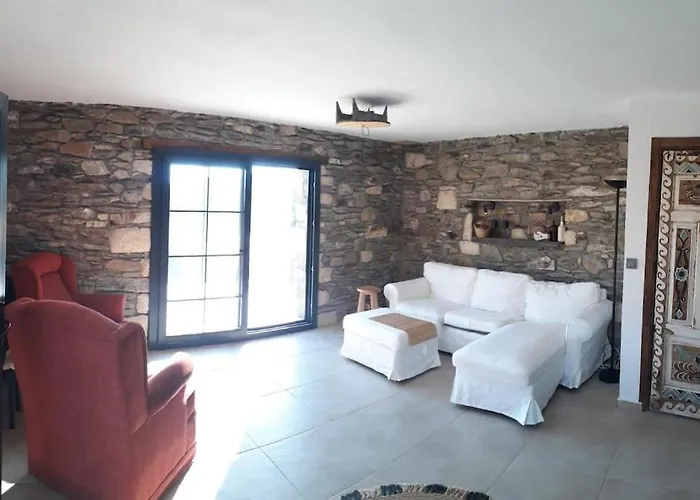 Tarihi Koeyde Tas Ev Vila Karaburun (Izmir)