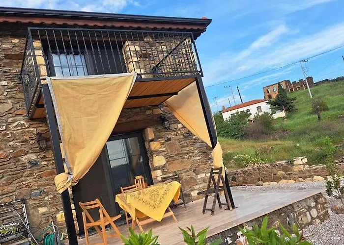 Tarihi Koeyde Tas Ev Villa *